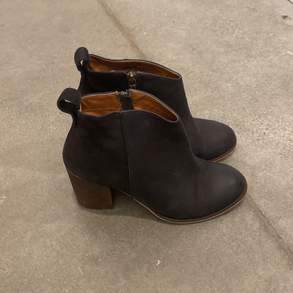 Black BP Ankle boots with heel - Picture 2 of 3